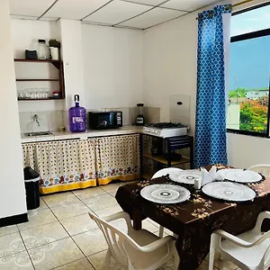 Departamentos De Alquiler A 2 Cuadras Del Malecon Y Cerca Del Aeropuerto Apartamento